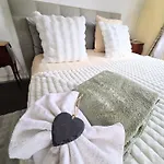 D'hotes La Foret Bed & Breakfast
