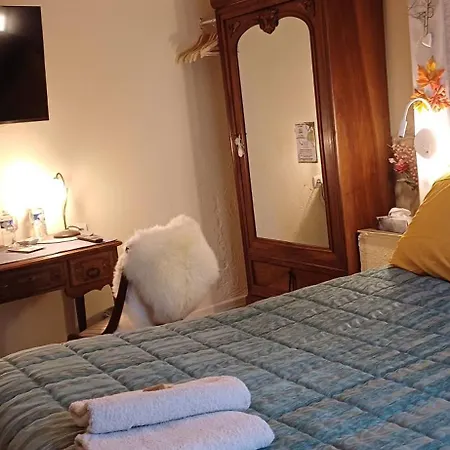 D'hotes La Foret Bed & Breakfast