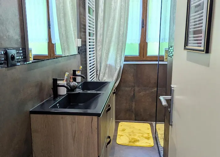 D'hôtes La Forêt Petit Déjeuner Inclus Alojamento de Acomodação e Pequeno-almoço