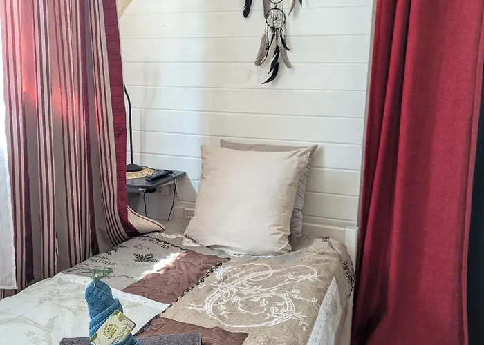 D'hôtes La Forêt Petit Déjeuner Inclus *